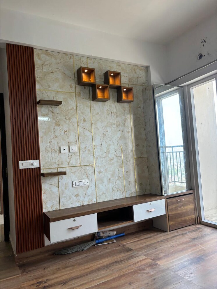 Room, sector 1 2 Bedroom 995 Sq.Ft. Apartment In Sector 1 Noida 9059371