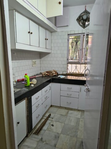 Kitchen in 2 BHK Independent House at RWA Apartments Sector 27, Sector 27 – for Rent