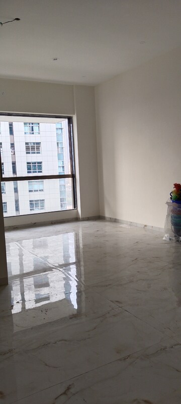 Room in 2 BHK Apartment at Aristo 1515 Moneco, Prabhadevi – for Rent