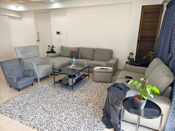 Team Area in 3.5 BHK Apartment at Kanakia Silicon Valley, Powai – for Rent