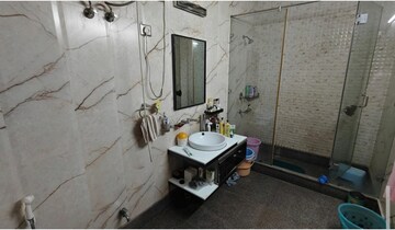 Team Area in 4 BHK Independent House at Sainik Farm – for Sale
