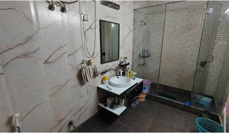 Team Area, sainik farm 4 Bedroom 5000 Sq.Ft. Independent House In Sainik Farm Delhi 9059389