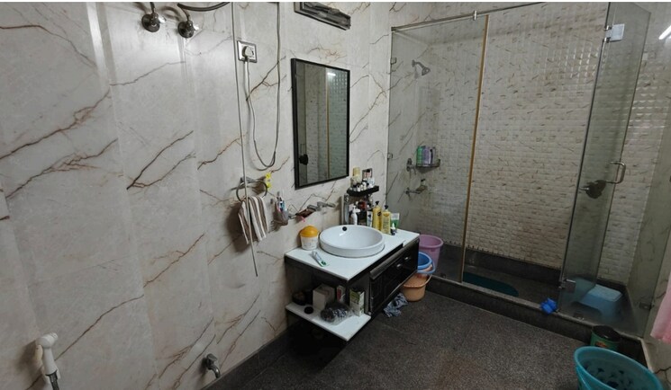 Team Area, sainik farm 4 Bedroom 5000 Sq.Ft. Independent House In Sainik Farm Delhi 9059389