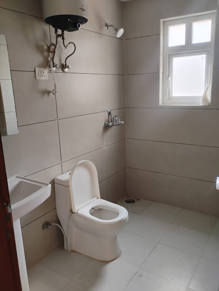 Master Bedroom, ace-divino 3 Bedroom 1565 Sq.Ft. Apartment In Sector 1 Greater Noida Greater Noida 9059406