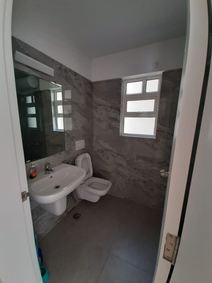 Bathroom, vascon-forest-county 2 Bedroom 1200 Sq.Ft. Apartment In Kharadi Pune 9059402