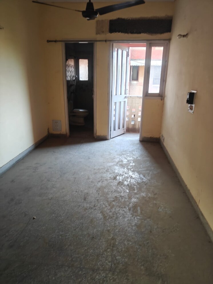 Room, patparganj 2 Bedroom 1100 Sq.Ft. Apartment In Patparganj Delhi 9059411