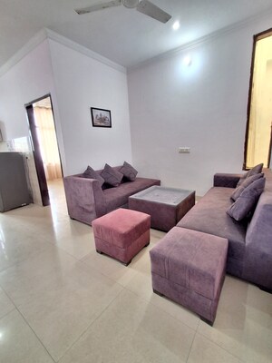 Living Room in 3 BHK Apartment at DLF The Carlton Estate, Dlf Phase V – for Sale