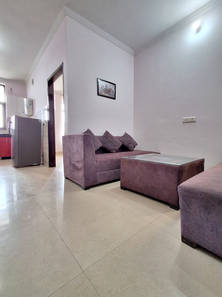 Living Room, dlf-the-carlton-estate 3 Bedroom 1350 Sq.Ft. Apartment In Dlf Phase V Gurgaon 9059415