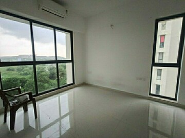 Room in 3 BHK Apartment at Lodha Palava Serenity C, Dombivli East – for Rent