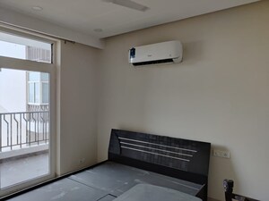 Room in 4 BHK Apartment at Skyline Park, Vip Road – for Sale