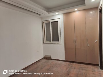 Room in 3 BHK Builder Floor at Saket – for Sale