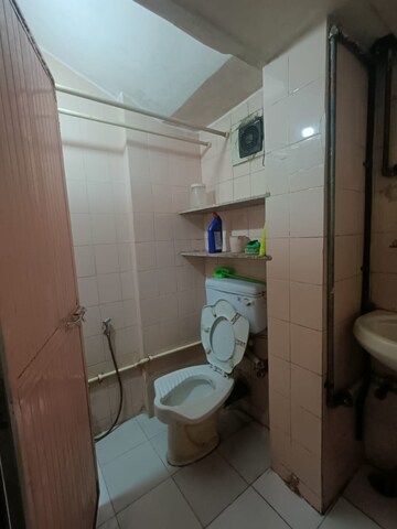 Bathroom in 1 BHK Apartment at Green Field B CHS LTD, Andheri East – for Rent