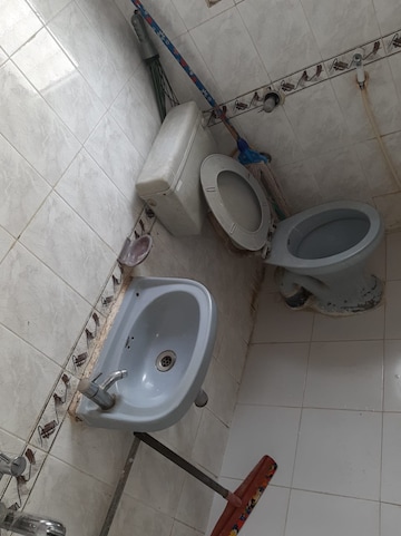 Bathroom in 1 BHK Apartment at Dhiraj Building, Andheri East – for Rent