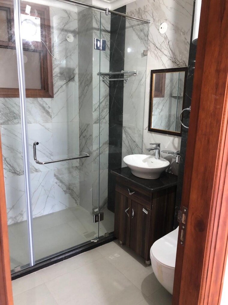 Bathroom, sector 50 3 Bedroom 2100 Sq.Ft. Apartment In Sector 50 Gurgaon 9059481
