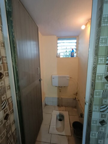 Bathroom in 1 RK Apartment at Swapnapurtii CHS, Poonam Nagar – for Rent
