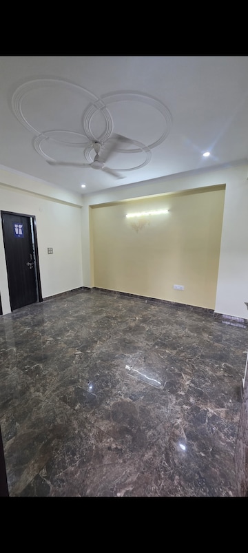 Room in 2 BHK Builder Floor at Saket – for Rent
