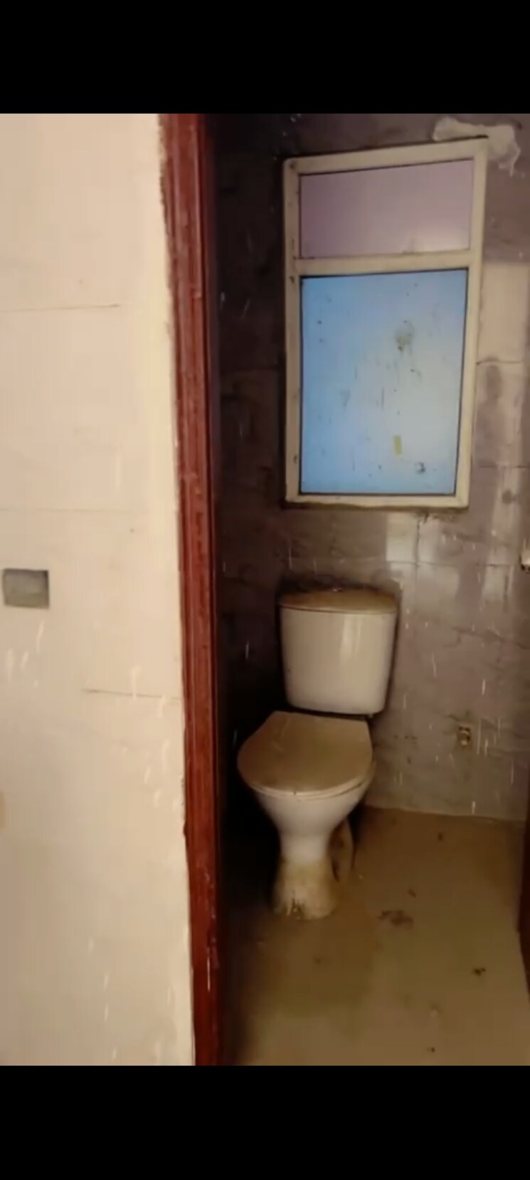 Bathroom, amrapali-dream-valley 1 Bedroom 585 Sq.Ft. Apartment In Tech Zone 4 Greater Noida Greater Noida 9059526