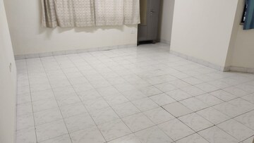 Room in 2 BHK Apartment at Landmark Garden, Kalyani Nagar – for Rent