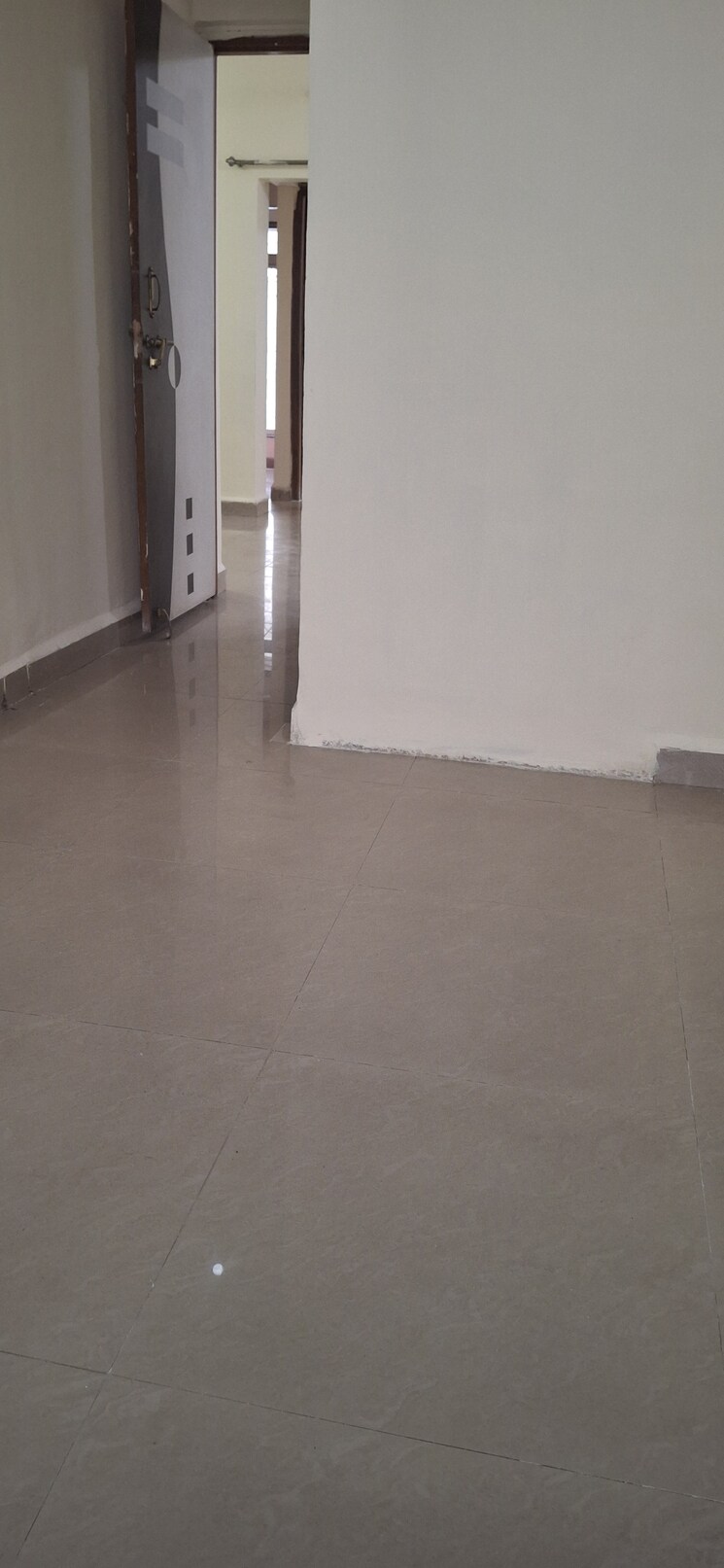 Room, airoli sector 8a 2 Bedroom 1269 Sq.Ft. Apartment In Airoli Sector 8a Navi Mumbai 9059644