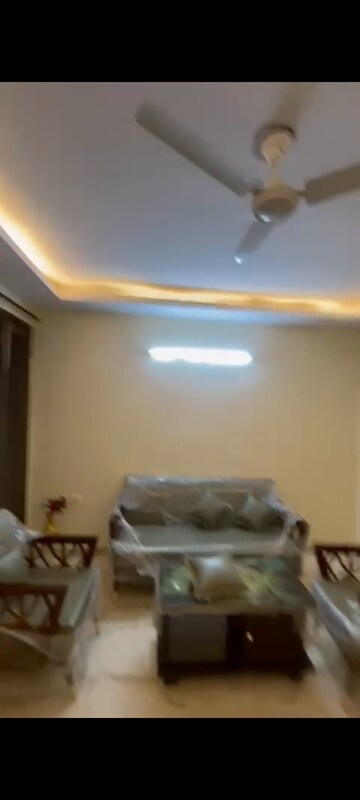 2 BHK Builder Floor For Rent in Lajpat Nagar 4