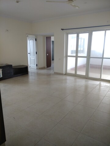 Room in 3 BHK Apartment at Vaishnavi Terraces, Jp Nagar – for Rent
