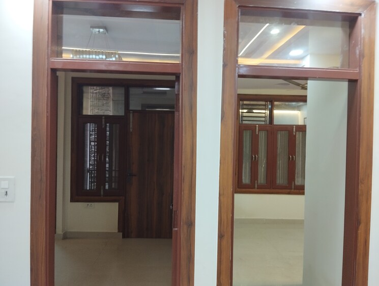 Room, vipin garden 2 Bedroom 120 Sq.Yd. Builder Floor In Vipin Garden Delhi 9059649