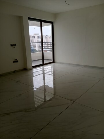 Room in 4 BHK Builder Floor at Whitefields – for Sale