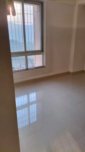 Room in 1 BHK Apartment at Puranik Rumah Bali, Ghodbunder Road – for Sale