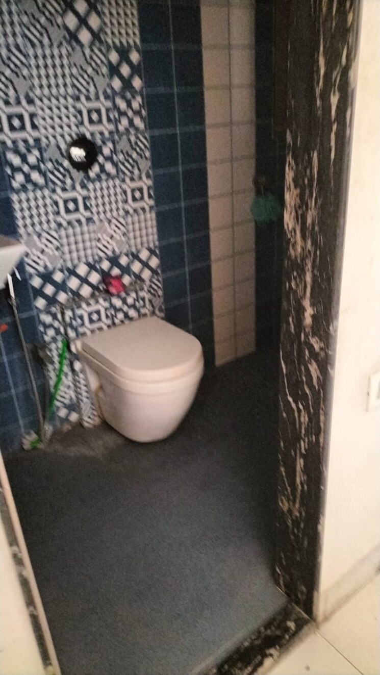 Bathroom, puranik-rumah-bali 1 Bedroom 420 Sq.Ft. Apartment In Ghodbunder Road Thane 9059664