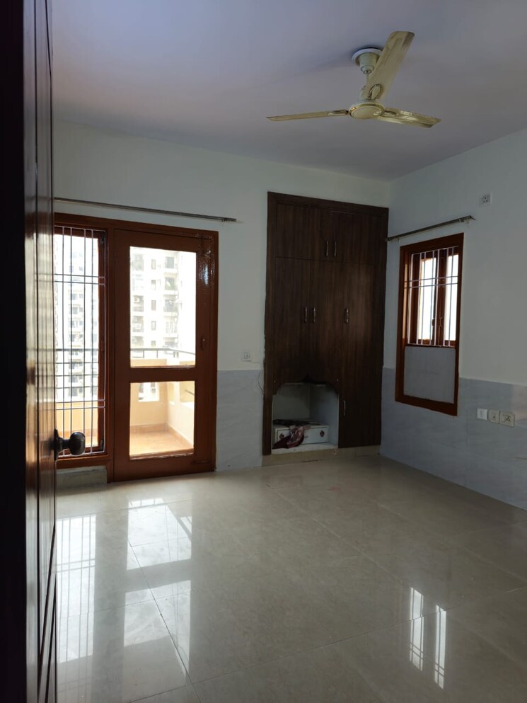 Room, rps-savana 2 Bedroom 1100 Sq.Ft. Apartment In Sector 88 Faridabad 9059669