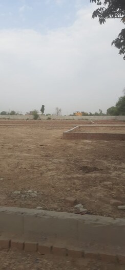 Plot For Sale in Dayal Greens