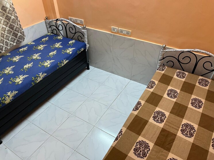 Room, vijay-garden-ghodbunder Pg For Boys In Kavesar 9059734