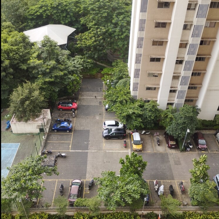 Exterior View, lodha-quality-home-tower-5 1 Bedroom 338 Sq.Ft. Apartment In Saket Complex Thane 9059722