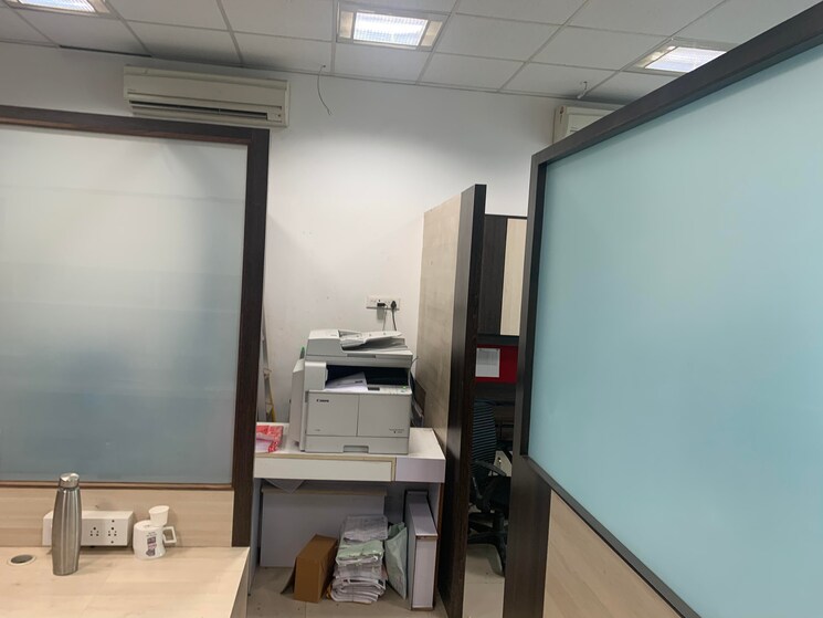 Gym, platinum-techno-park Commercial Office Space 650 Sq.Ft. In Vashi Sector 30 Navi Mumbai 9059714