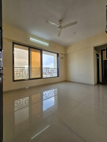 1 BHK Apartment For Rent in Sumit Sun Sumit, Borivali West