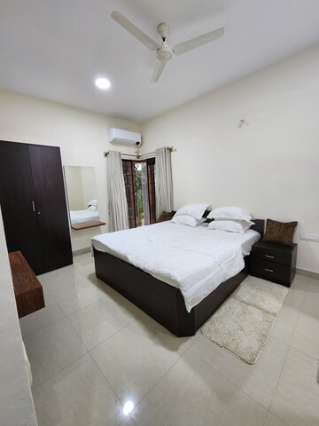 Bedroom in 3 BHK Apartment at Richmond Town – for Rent