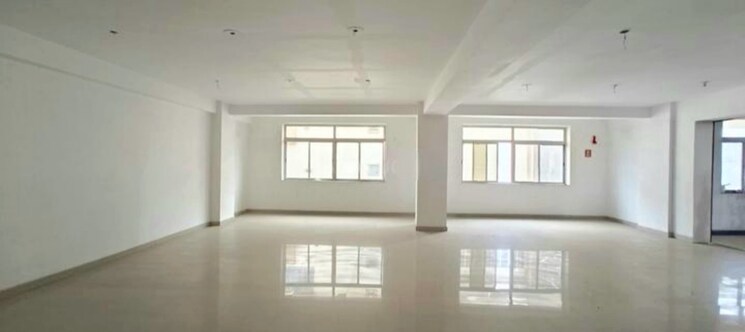 Room, mulund west Commercial Shop 3500 Sq.Ft. In Mulund West Mumbai 9059758