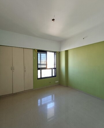 Room in 3 BHK Apartment at Green Acres Apartment, Waghbil – for Sale