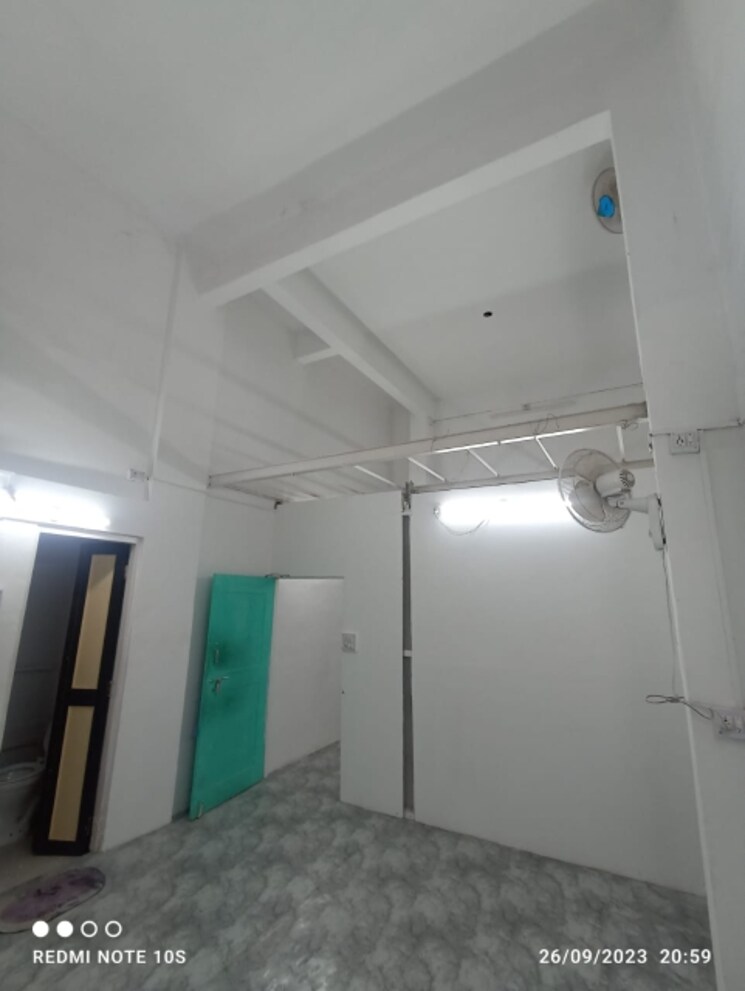 Bathroom, soil-air 1 Bedroom 660 Sq.Ft. Apartment In Gokhalenagar Pune 9059819