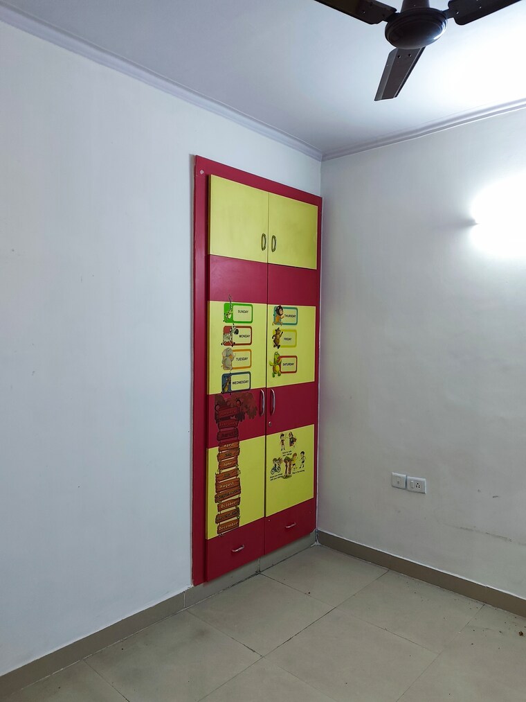 Room, gardenia-glory 3 Bedroom 1350 Sq.Ft. Apartment In Sector 46 Noida 9059833