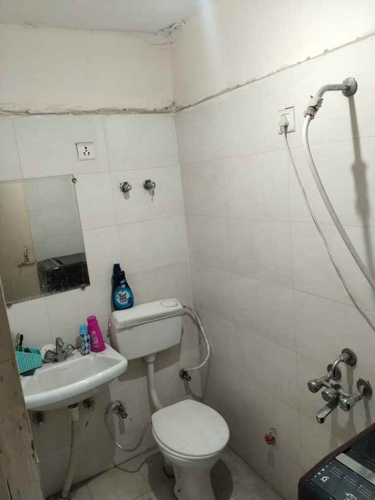 Master Bedroom, adore-happy-homes-grand 3 Bedroom 850 Sq.Ft. Apartment In Sector 85 Faridabad 9059838