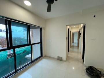 Room in 2 BHK Apartment at Parijat CHS Andheri West, Yari Road – for Rent