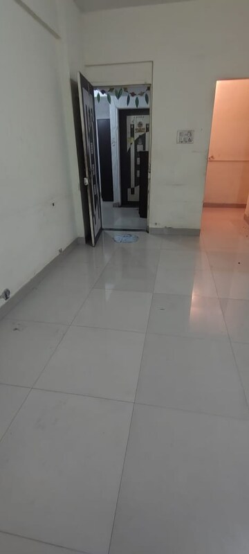Room in 1 BHK Apartment at Kopar Khairane – for Rent