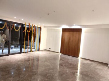 Room in  Showroom at Gaurav Icon Tower, Wakad – for Rent