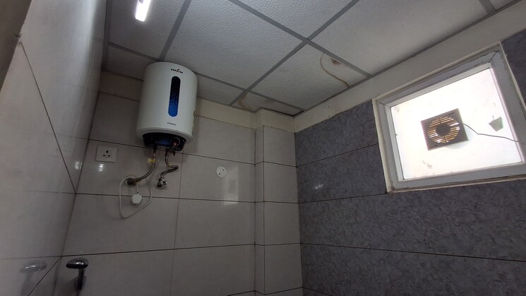 Bathroom, sbp-city-of-dreams-zirakpur 1 Bedroom 450 Sq.Ft. Apartment In High Ground Zirakpur 9059897