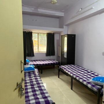 Bedroom in  Pg at Shivajinagar – for Rent