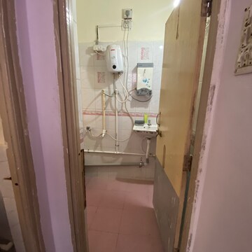 Bathroom in  Pg at Shivajinagar – for Rent