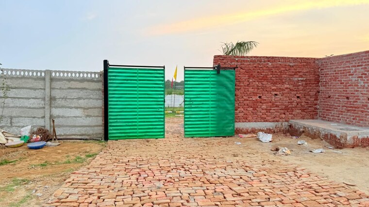 Exterior View, sultanpur road  2500 Sq.Ft. Plot In Sultanpur Road Lucknow 9059898