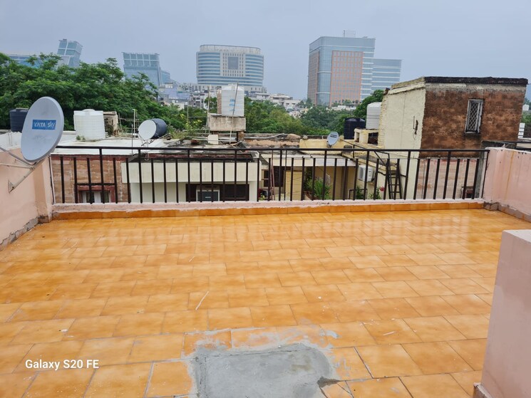 Terrace, dlf-pink-town-house 4 Bedroom 1800 Sq.Ft. Builder Floor In Dlf City Phase 3 Gurgaon 9059948