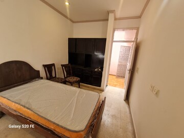 Bedroom in 4 BHK Builder Floor at DLF Pink Town House, Dlf City Phase 3 – for Rent